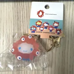 なりきり　3Ｄマスコット　ミャクミャク　シナモンロール　クリア　キーホルダー１個