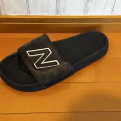 New Balance ネイビー スライドサンダル(左足のみ)のサムネイル