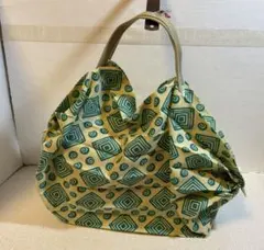 シュパットタイプエコバッグ　エスニック柄　クリーム×グリーン