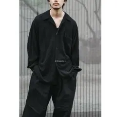 comoli シャツ