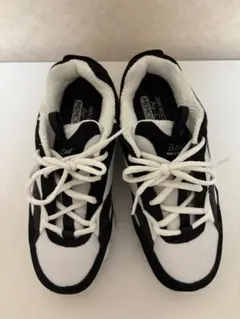 SKECHERS D'Lites スニーカー ブラック×ホワイト23cm
