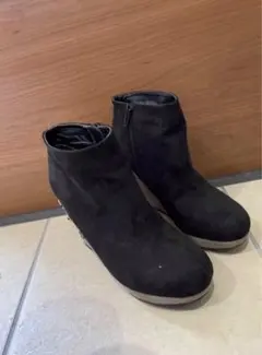 JELLY BEANS 黒 スエード スタッズ付き ブーティ ヒール8cm