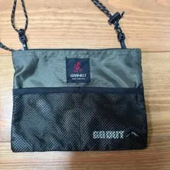GRAMICCI × GO OUT コラボ サコッシュ カーキ 新品未使用