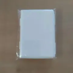 抗菌コンパクトマスクケース オフホワイト 12.5x8.5x1.5cm