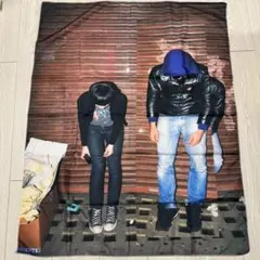 クリスタル キャッスルズ Crystal Castles タペストリー 旗のサムネイル