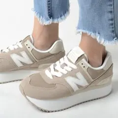 new balance☆574厚底スニーカー☆ライトブラウン☆24㌢☆新品未使用