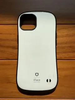 ⭐️iFace ハードケース ホワイトカラーiPhone14用