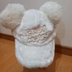 ディズニー ミッキーマウス ポンポン付き　白　もこもこ　キャップ　ファンキャップ