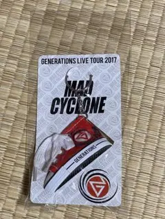 GENERATIONS MAD CYCLONE スニーカー　キーホルダー