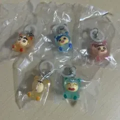 クレヨンしんちゃん　めじるしアクセサリー　みんなでくまパジャマ　コンプリート