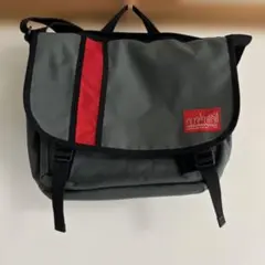 Item thumbnail for item be5df81b-d8fc-43e3-a249-c55ff655c685