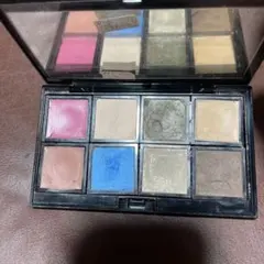 ADDICTION アイシャドウパレット 8色