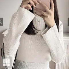 美品　GRLハイネックフレアスリーブリブニット ホワイト