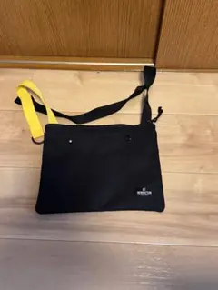 NEWHATTAN サコッシュ ブラック イエローのサムネイル