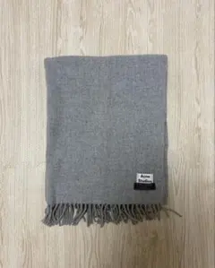 Acne Studios マフラー グレーのサムネイル