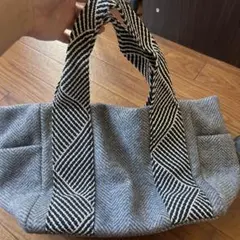 年始値引き！今使うにぴったり！ストライプデザイン トートバッグ グレー