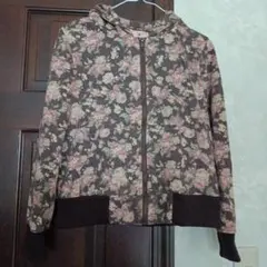 花柄　レディースパーカー　Mサイズ