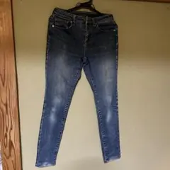 ダークブルー ストレートデニム