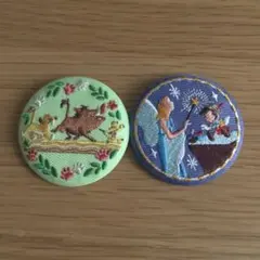 ピノキオとライオンキング＊ディズニー刺繍缶バッジ