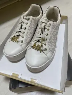 マイケルコーススニーカーのサムネイル