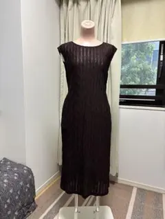 KARL LAGERFELD ノースリーブ・ワンピース。ダークブラウンのサムネイル