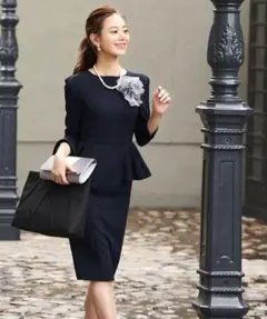 ルイルエブティック　ペプラム　ワンピース　ネイビー　S　美品　卒業式、入学式