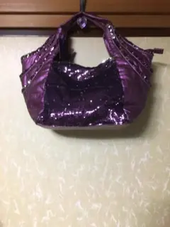 スパンコールの大人可愛いバッグ