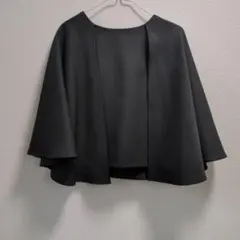 ノーカラージャケット ブラック フレアシルエットのサムネイル
