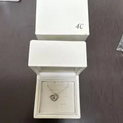 4C ハート型シルバーネックレス グリーンストーン、