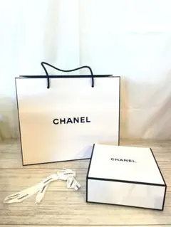 CHANEL ギフトボックス 空箱&ショッパー&リボン