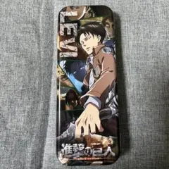進撃の巨人 リヴァイ 缶ケース ペンケース 小物入れ サンリオ ブリキ缶