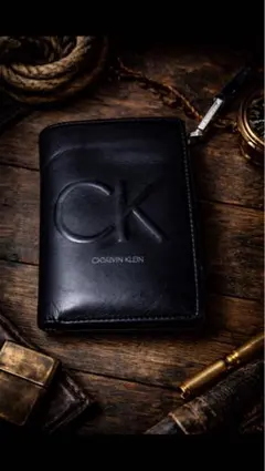 CK CALVIN KLEIN ブラック二つ折り財布