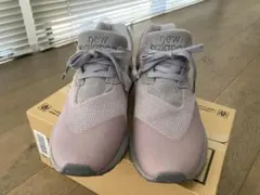 ニューバランス　スニーカー　25㎝