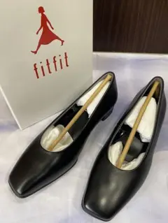 未使用　fitfit スクエア　パンプス　22.5cm