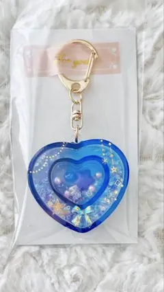 【ハンドメイド】青、紫色 ハート型 シャカシャカレジンチャーム　No.21