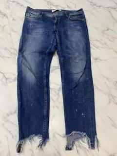 ZARAペイントダメージデニム ジーンズ