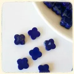 天然石ビーズ∵ ラピスラズリ フラワー4個
