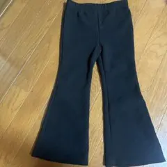 黒いフレアパンツ　キッズ　6y