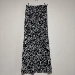 WC 豹柄ロングスカート　モノトーン　白黒　レオパードスカートのサムネイル