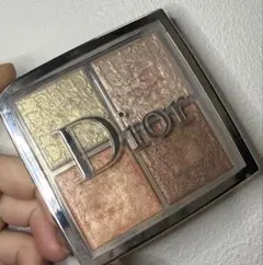 Dior バックステージ フェイスグロウパレット 002 Glitz