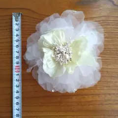 花のブローチ・コサージュ