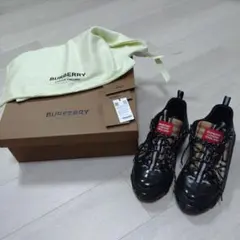 Burberry メンズスニーカーのサムネイル