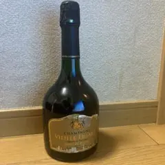 Item thumbnail for item b6881706-9dc3-43b4-b98a-106287c7136a