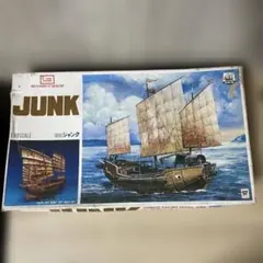 Item thumbnail for item 57b8bd22-0347-40ec-8bc7-f73d99e36abb