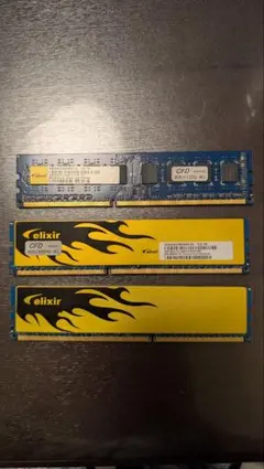[中古]CFD メモリーカード詰め合わせ12G分のサムネイル