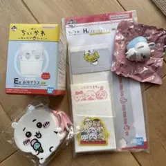 ちいかわ 一番くじ みんなでラーメン EとH賞 ちいかわポーチ、モモンガ