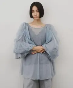 ★美品　la belle etude 2way ボリュームスリーブ ブラウスのサムネイル