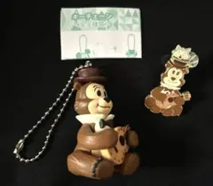 東京ディズニーランド ピンバッジ カプセルトイ カントリーベア 2点セットのサムネイル