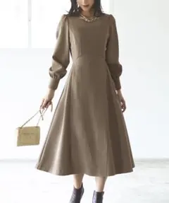 RUIRUE BOUTIQUE タック＆フレア・スクエアネックワンピースドレスM