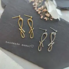 シンプル チャーム リボン 華奢 小ぶりピアス イヤリ 大ぶりング ハンドメイド